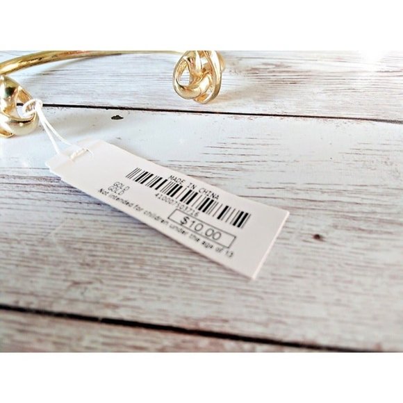 NWT Simple Gold Knot Cuff Bracelet by Charming Charlie - Picture 4 of 4